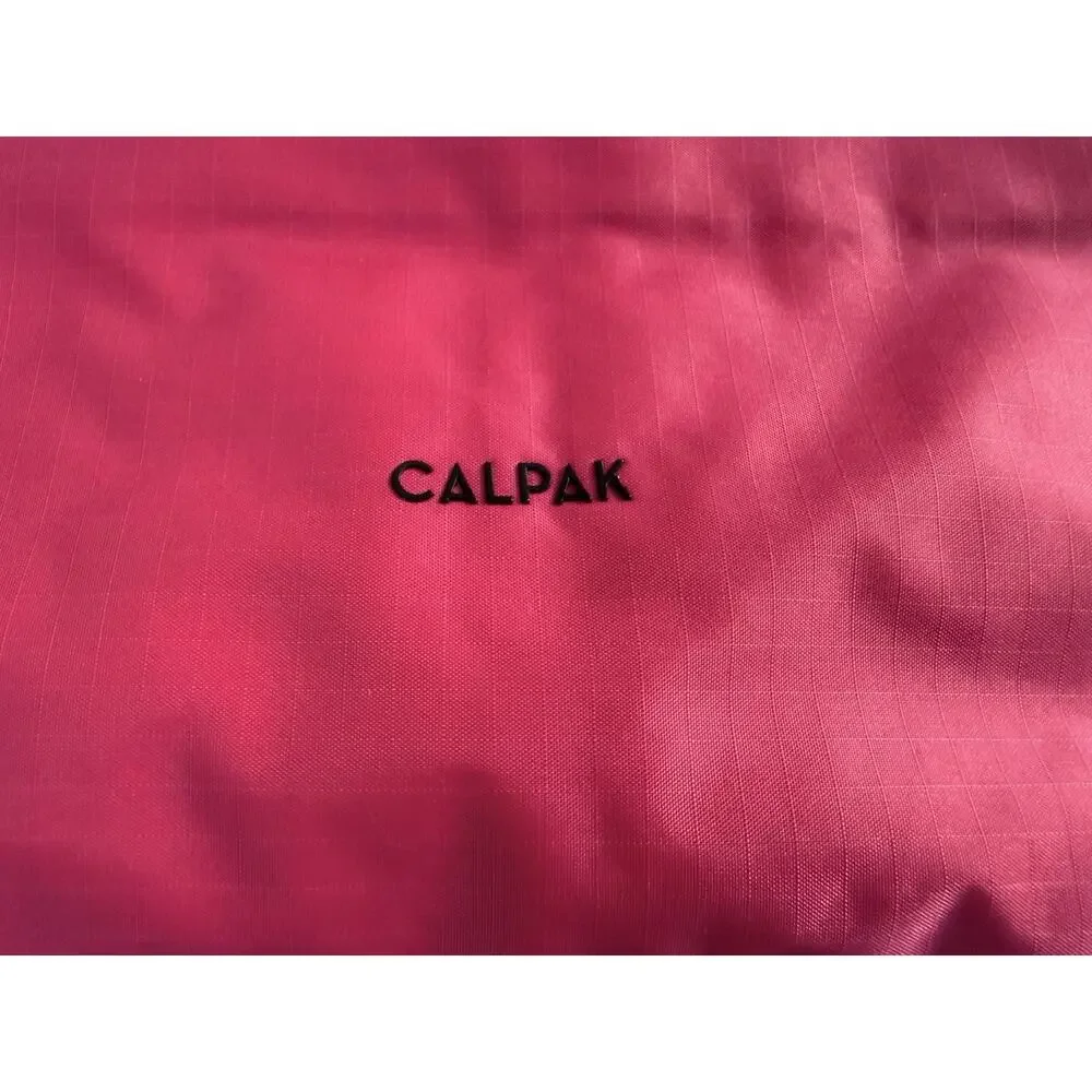 Calpak 22 75”